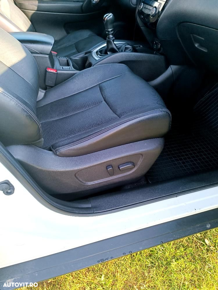 Nissan X-Trail 1.6L dCI Start/Stop Tekna - 8