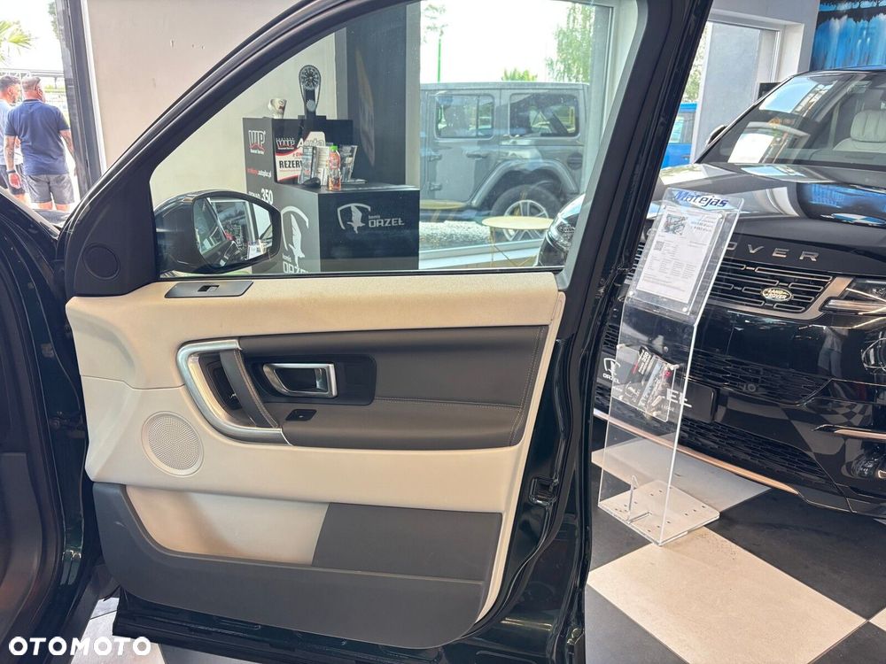 Land Rover Discovery Sport - 34