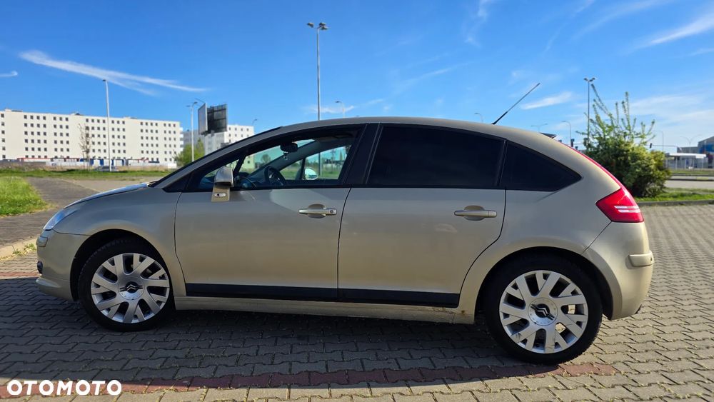 Citroën C4 - 16