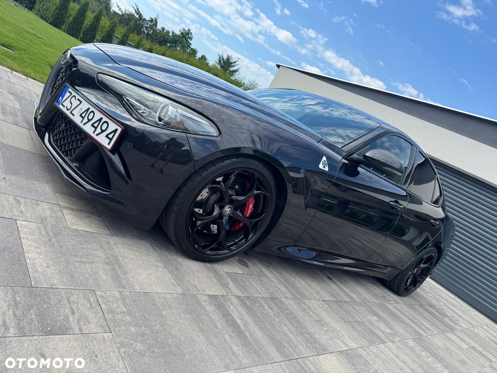 Alfa Romeo Giulia 2.9 Bi Turbo V6 Quadrifoglio - 5