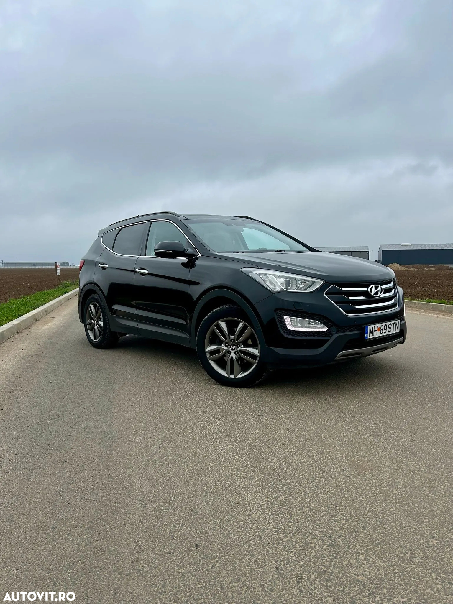 Hyundai Santa Fe 2.2 CRDi 4WD Automatik Premium - 4
