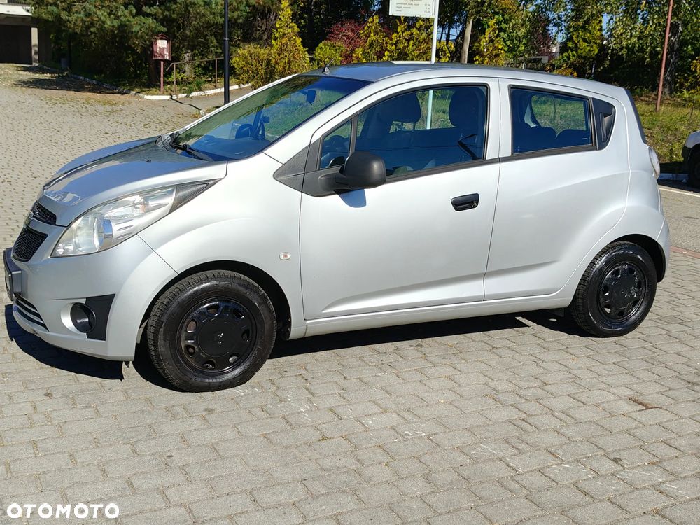 Chevrolet Cruze 1.6 Base - 20