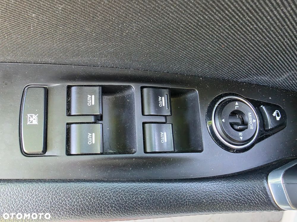 Hyundai i40 Kombi 1.7 CRDi DCT Premium - 27