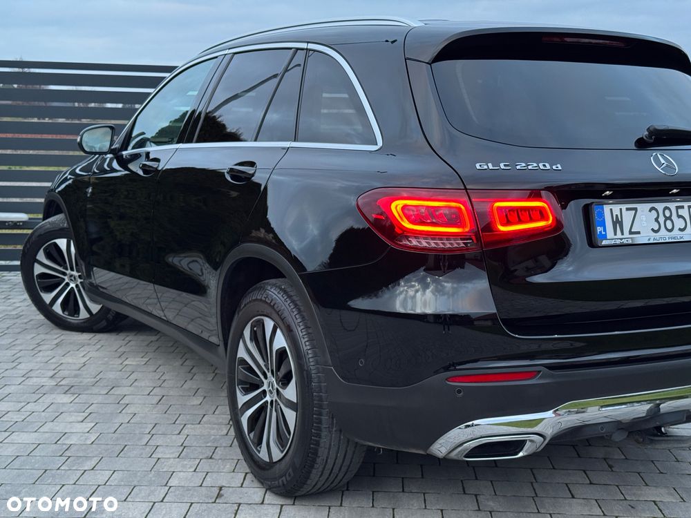 Mercedes-Benz GLC - 27