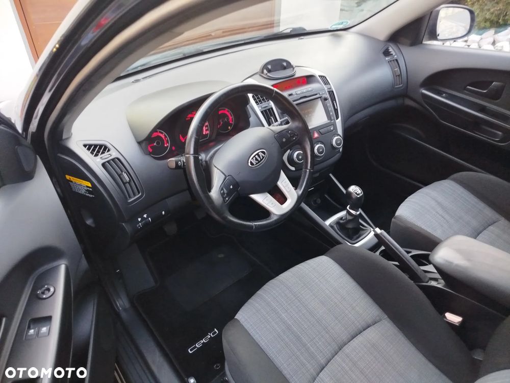 Kia Ceed 1.6 CVVT Vision - 6