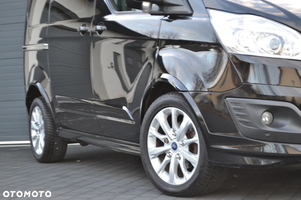 Ford TRANSIT CUSTOM SPORT - 11