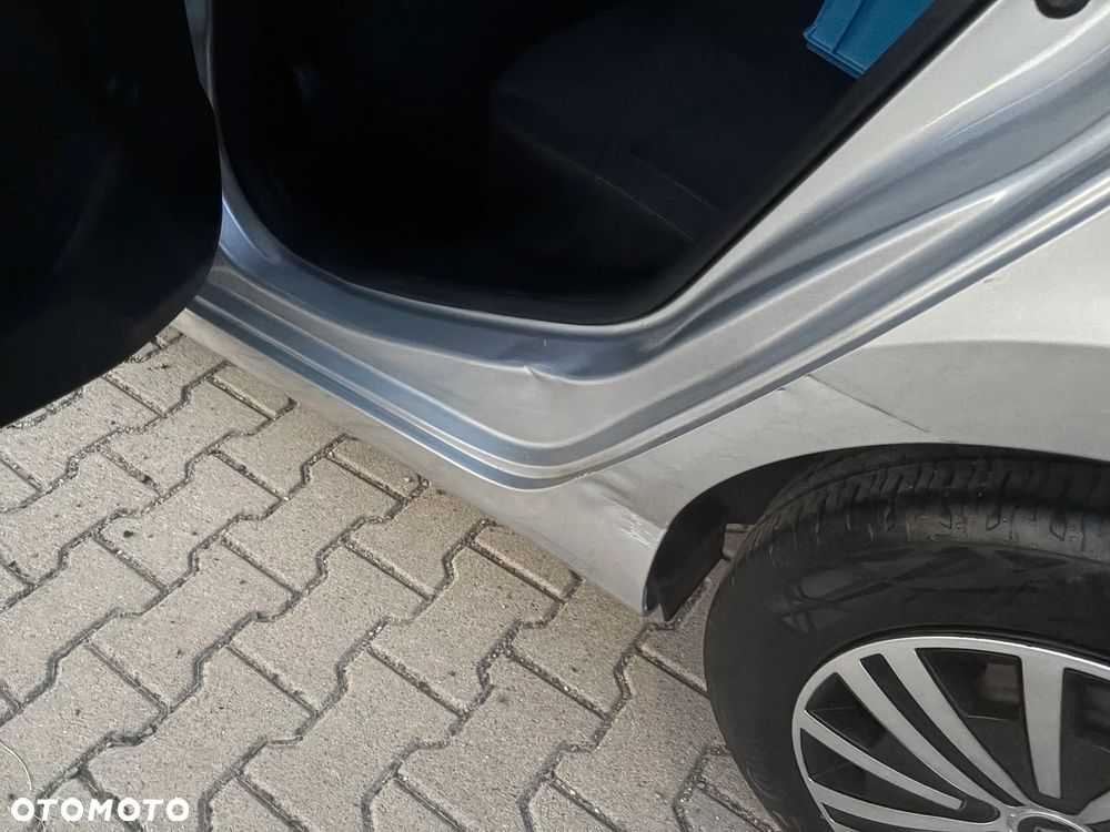 Renault Clio TCe 90 X-tronic TECHNO - 18