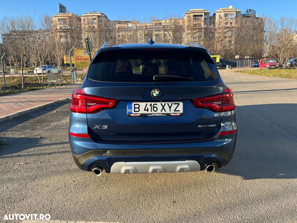 BMW X3 xDrive30i AT xLine - 9