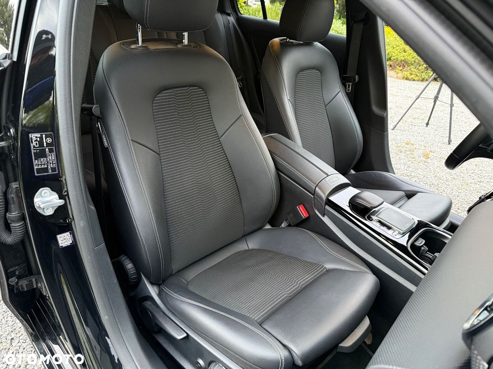Mercedes-Benz Klasa A 250 4-Matic Progressive 7G-DCT - 31