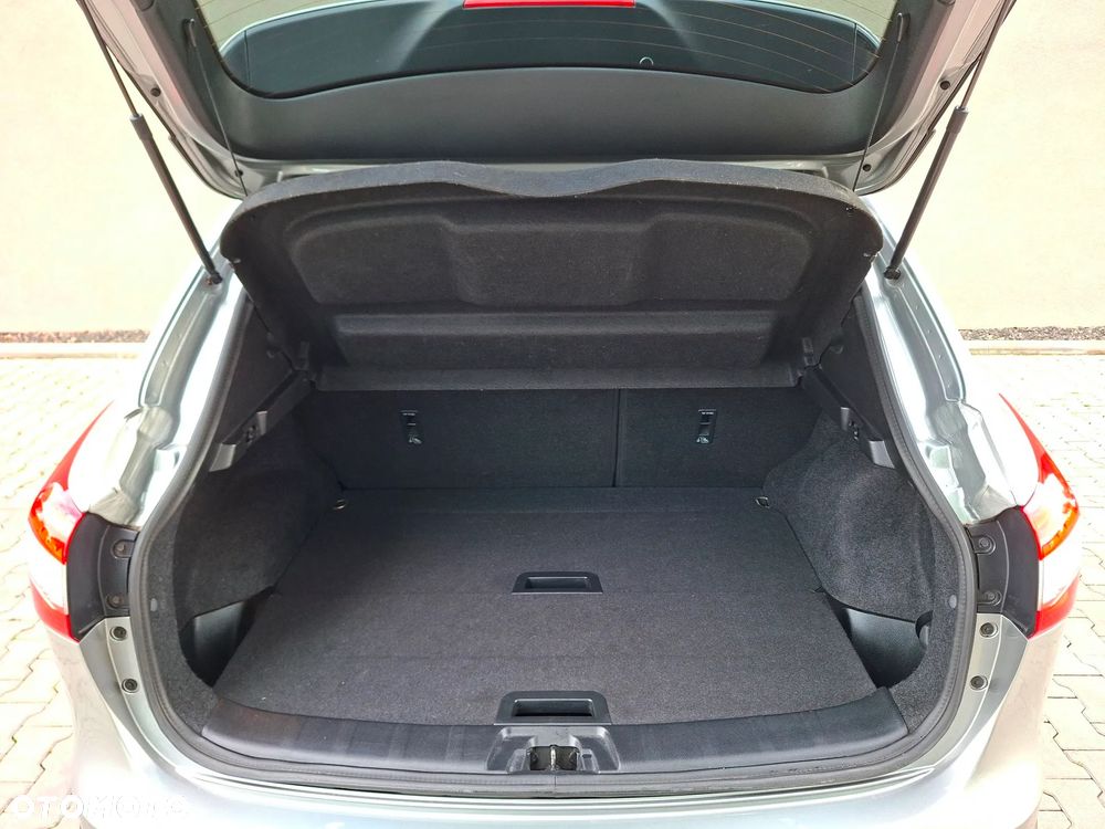 Nissan Qashqai 1.6 DIG-T Tekna+ - 26