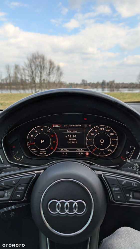 Audi A4 Limousine 2.0 TFSI ultra S tronic design - 16