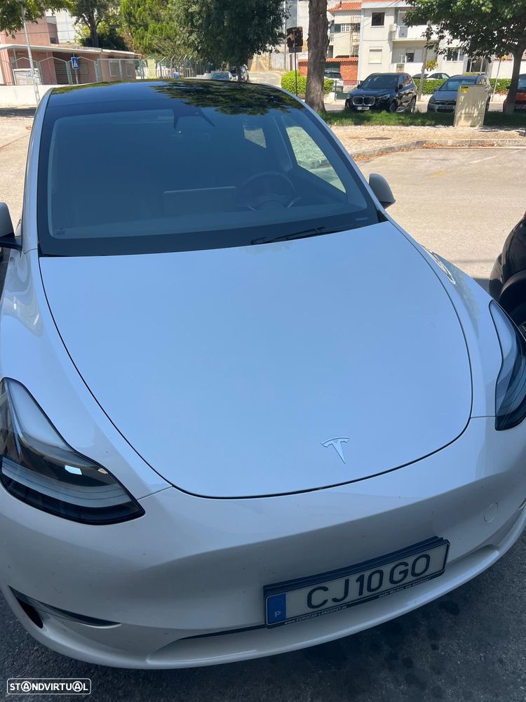 Tesla Model Y Long Range Dual Motor AWD - 21