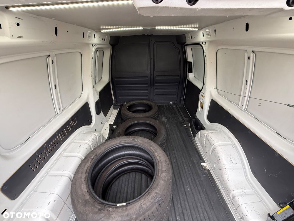 Volkswagen Caddy MAXI - 18