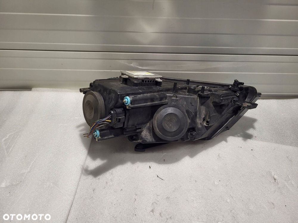 audi a3 8p xenon przód strona prawa 8p0941004 - 8