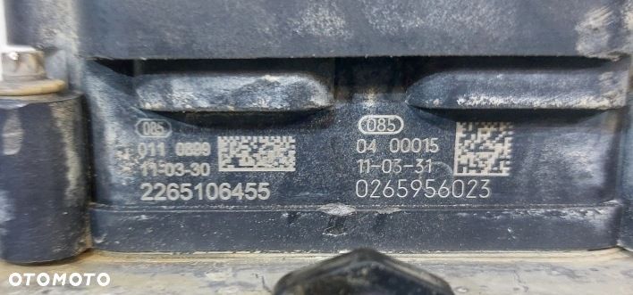 pompa abs esp chrysler voyager v town&country 0265956023 - 7