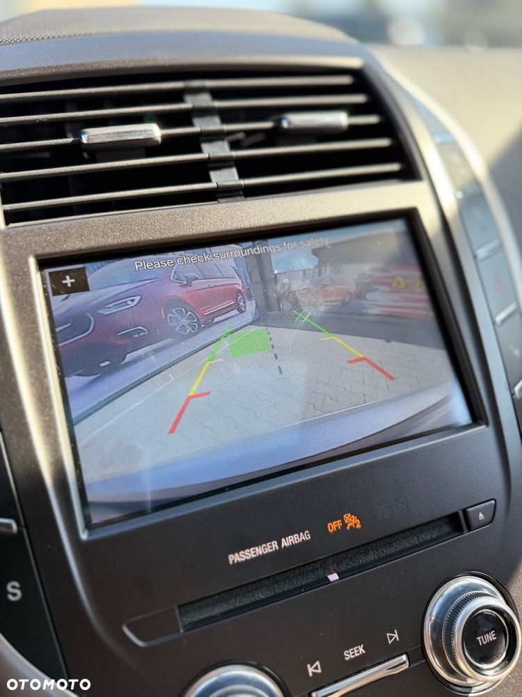 Ford Escape 2.0 EcoBoost AWD Titanium - 24