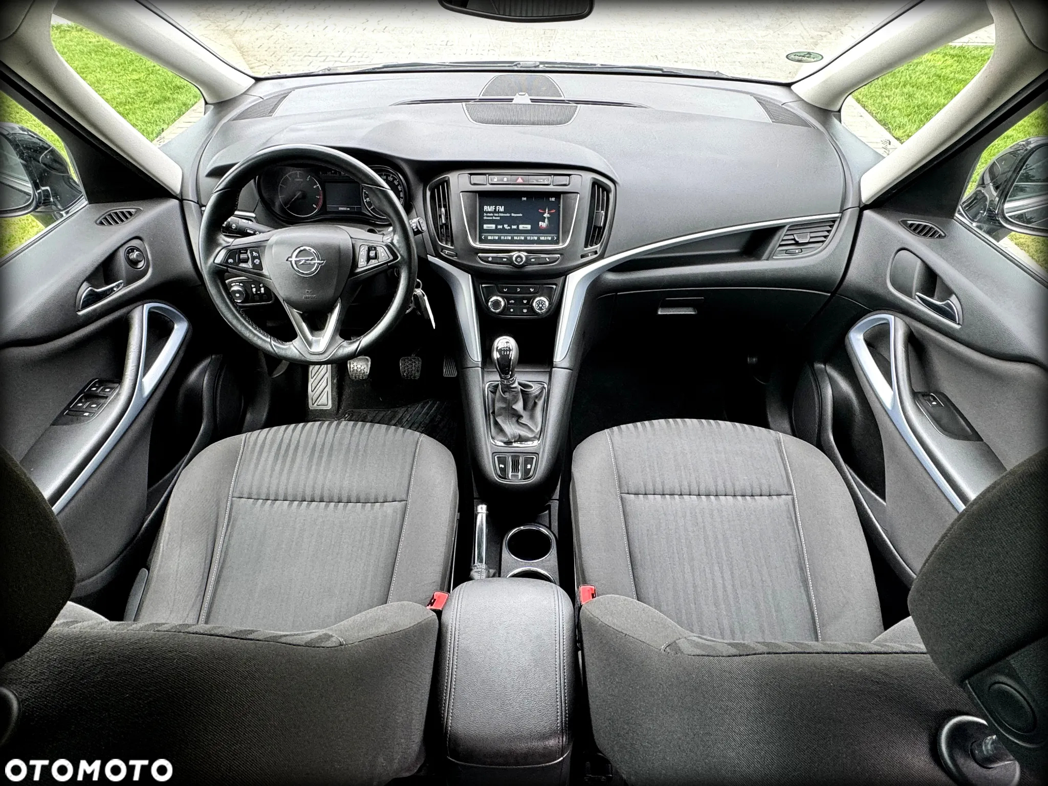 Opel Zafira 1.4 T Cosmo - 26