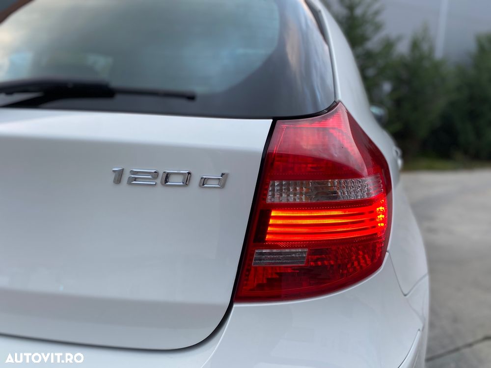 BMW Seria 1 120d DPF Aut. Edition Lifestyle - 17