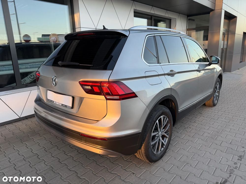 Volkswagen Tiguan 2.0 TDI SCR 4MOTION BlueMotion Technology DSG Lounge Sport & Style - 27