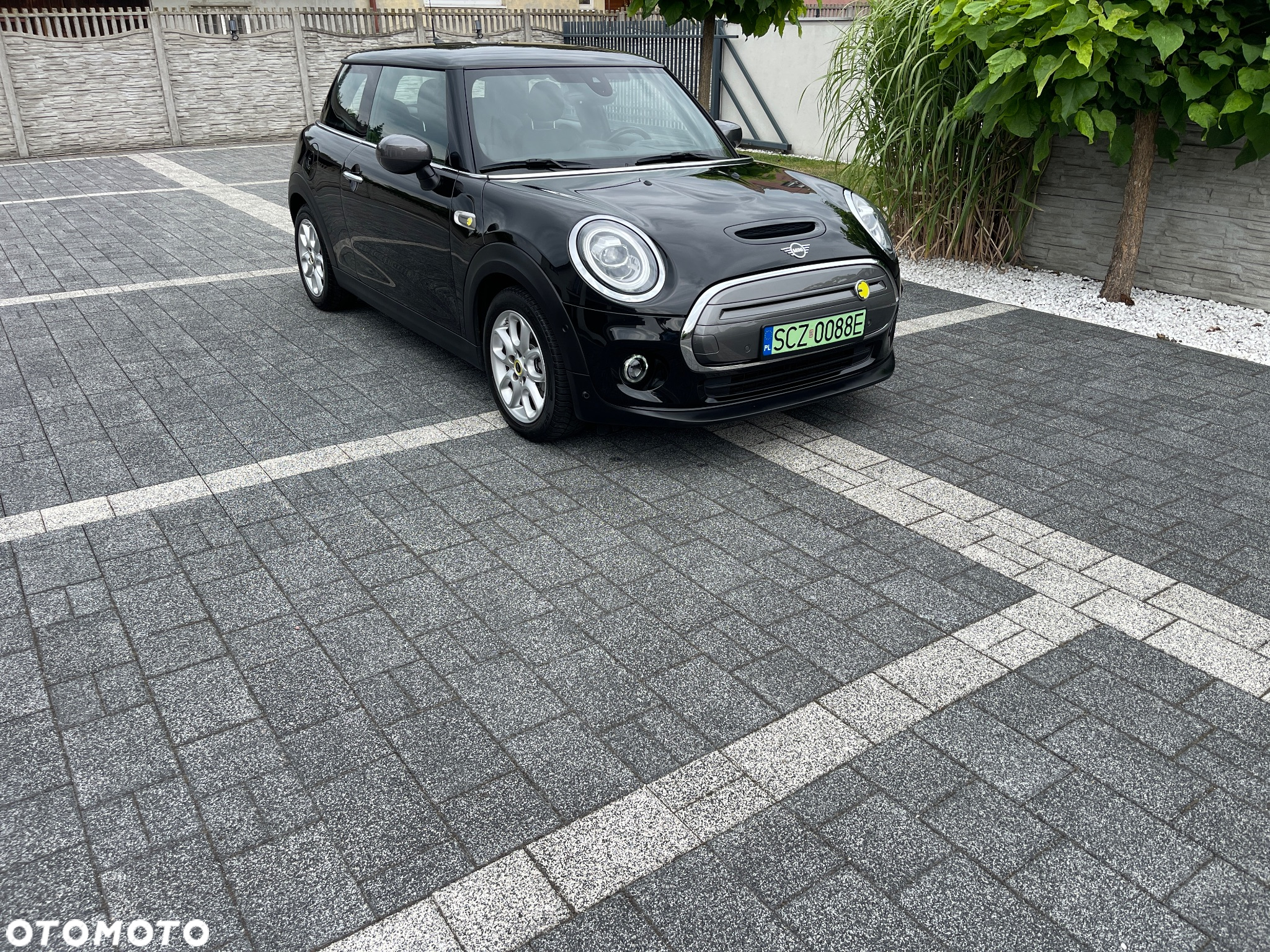 MINI Cooper SE Electric Trim - 7