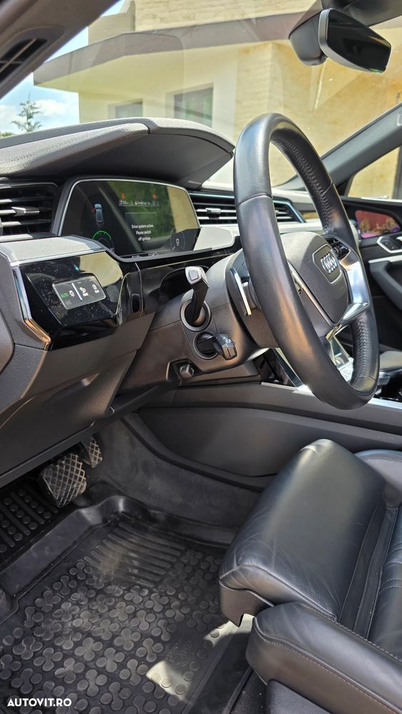 Audi e-tron 55 quattro advanced - 17