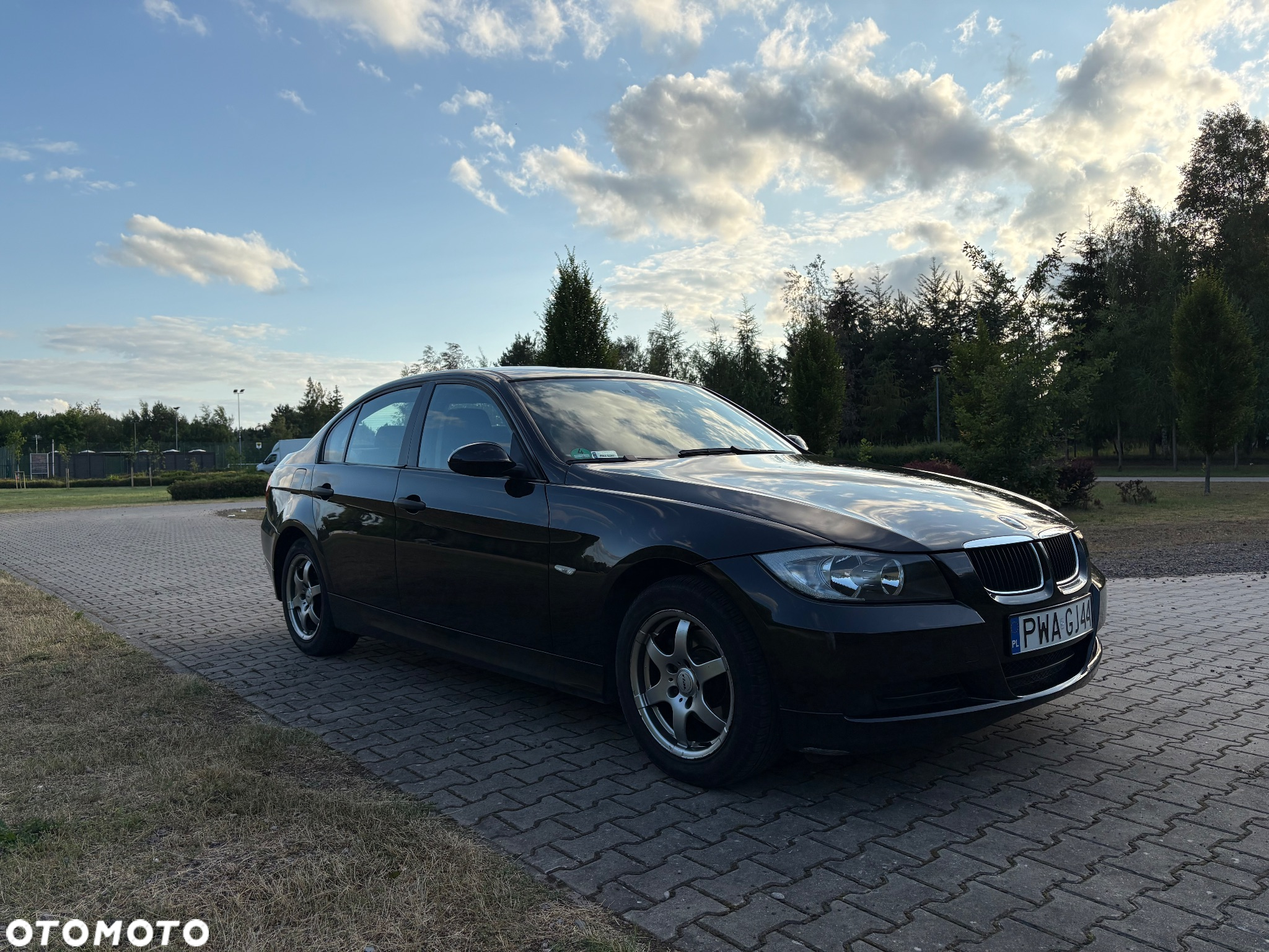 BMW Seria 3 318i - 5