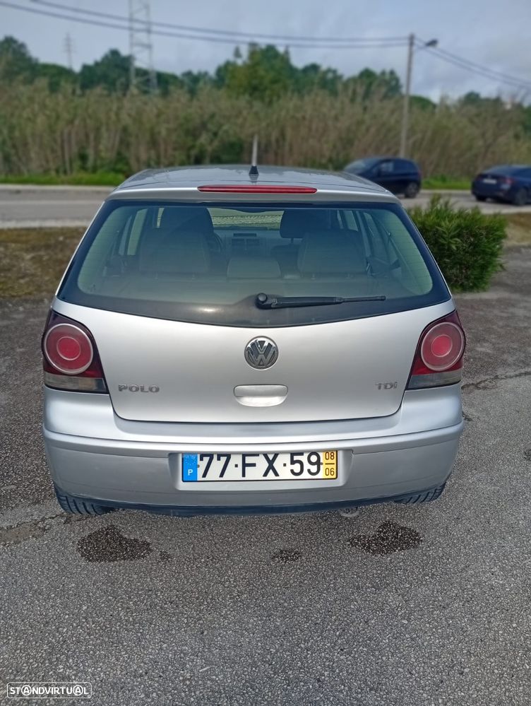 VW Polo 1.4 TDi Confortline - 2