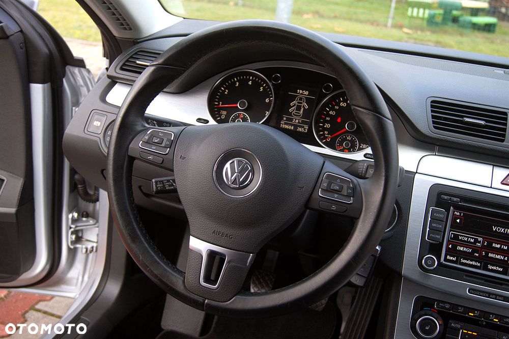 Volkswagen Passat CC - 30