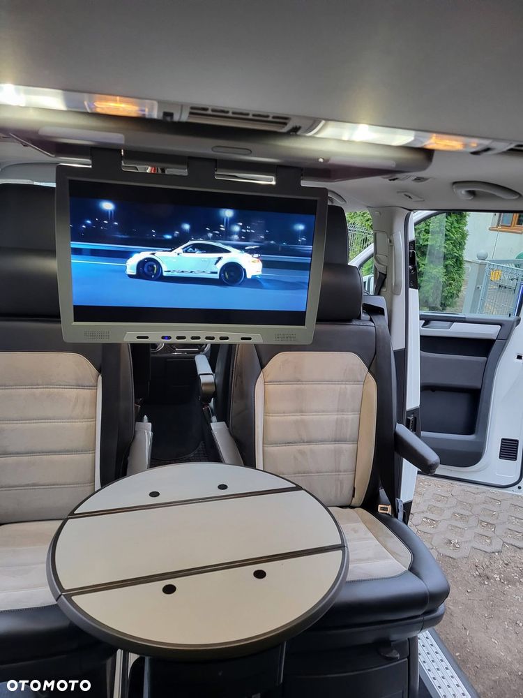 Volkswagen Multivan - 4