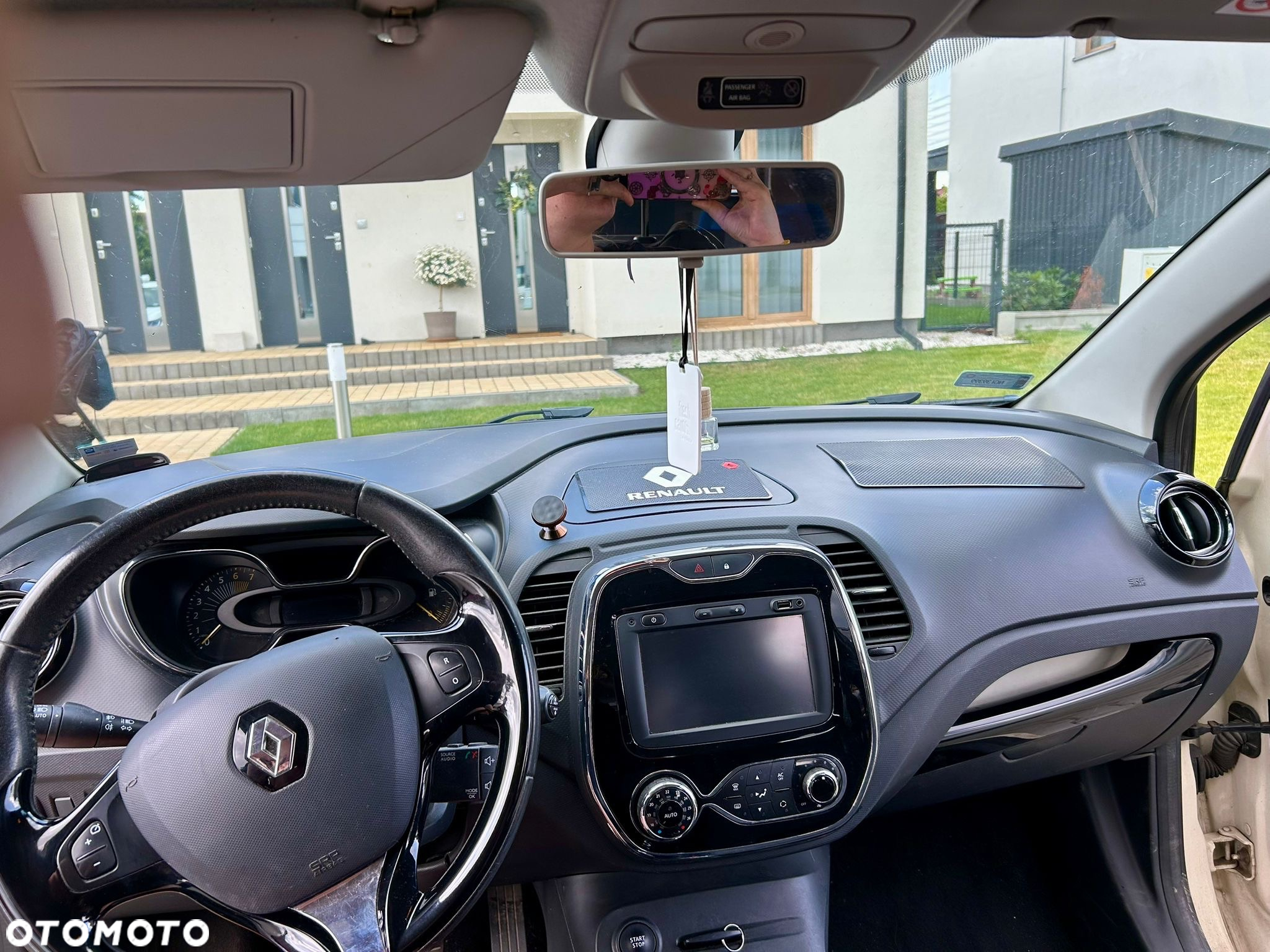 Renault Captur 1.2 TCe Helly Hansen EDC - 9