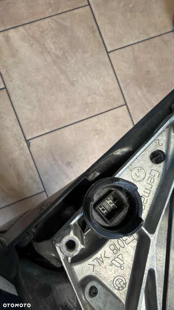 LUSTERKO BMW E87 PRAWE EU 5 PIN - 4