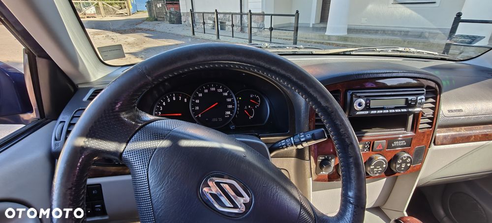 Suzuki Grand Vitara - 16