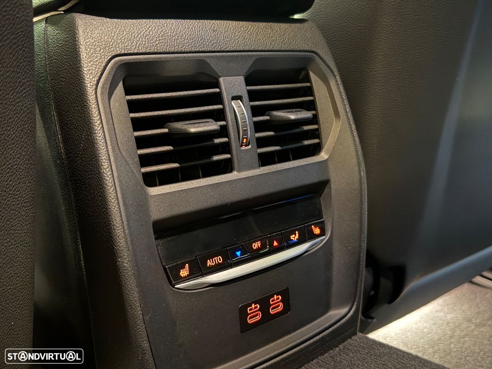 BMW i4 M50 Gran Coupe - 36