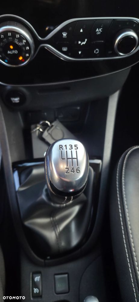 Renault Clio ENERGY TCe 120 INTENS - 29