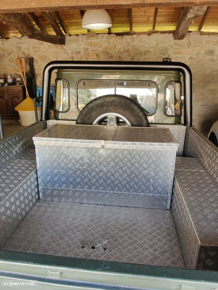 Land Rover Defender 90 2.5 TDi Metal Top - 3