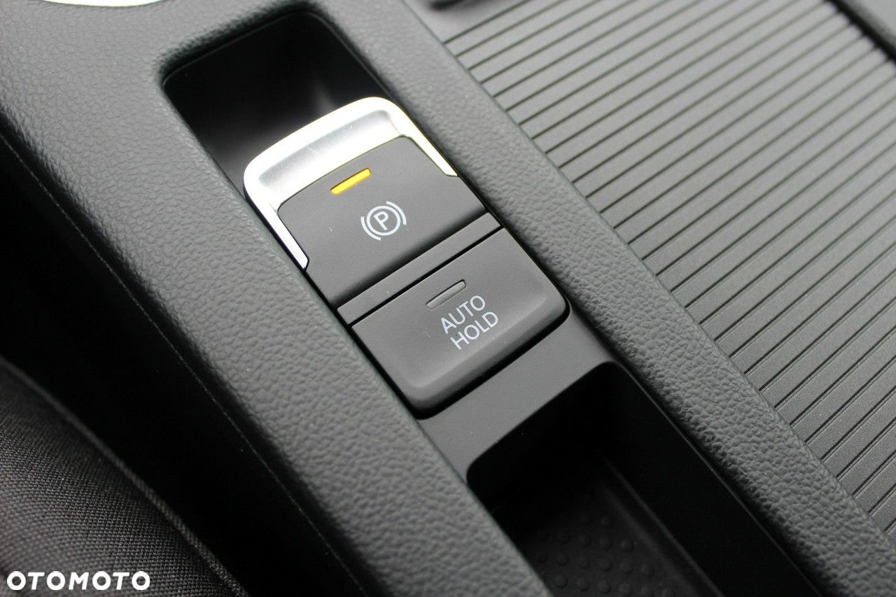 Volkswagen Passat 1.5 TSI EVO Essence DSG - 25