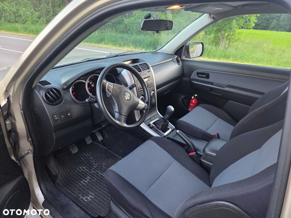 Suzuki Grand Vitara - 7