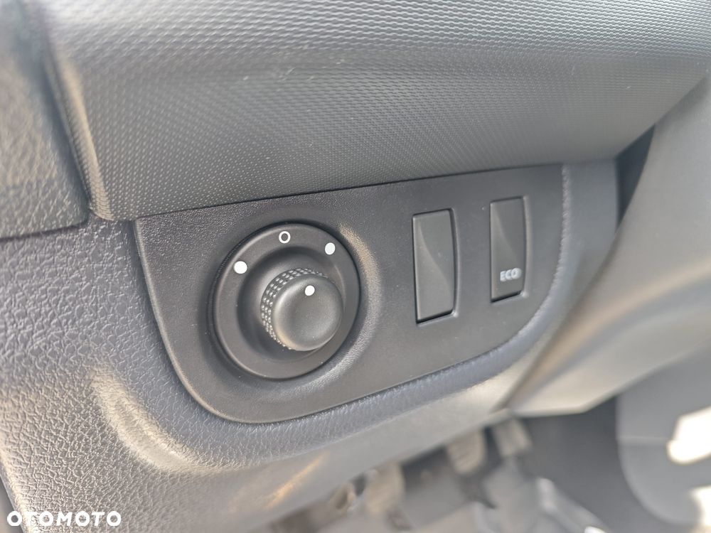 Dacia Sandero - 22