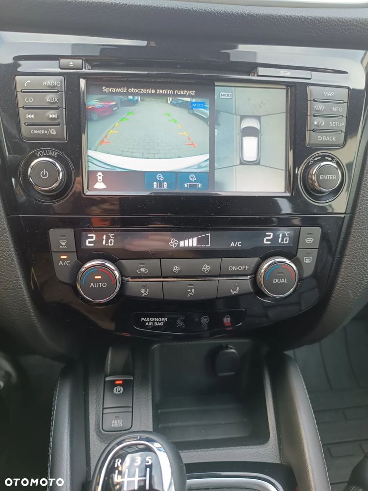 Nissan Qashqai 1.6 DCi TEKNA+ - 34