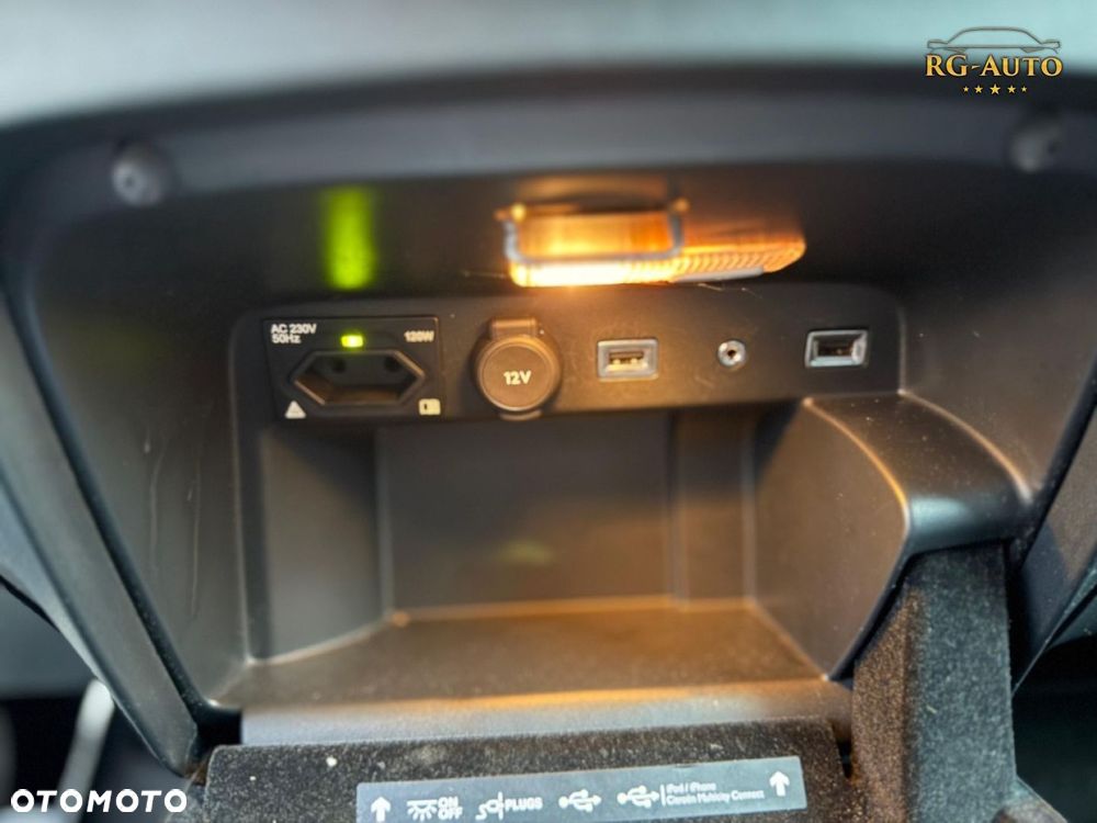 Citroën C4 Grand Picasso - 32