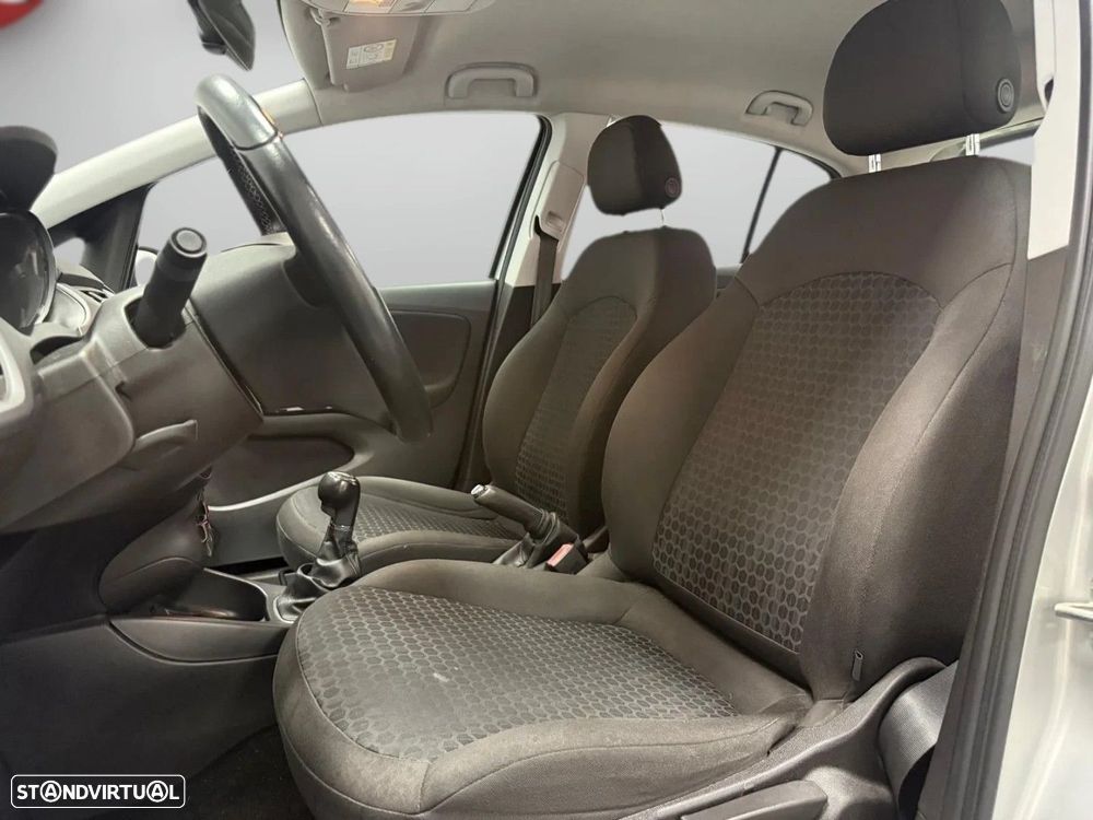 Opel Corsa - 10