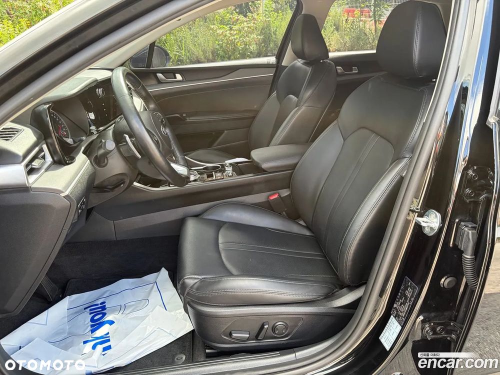 Kia K5 - 10