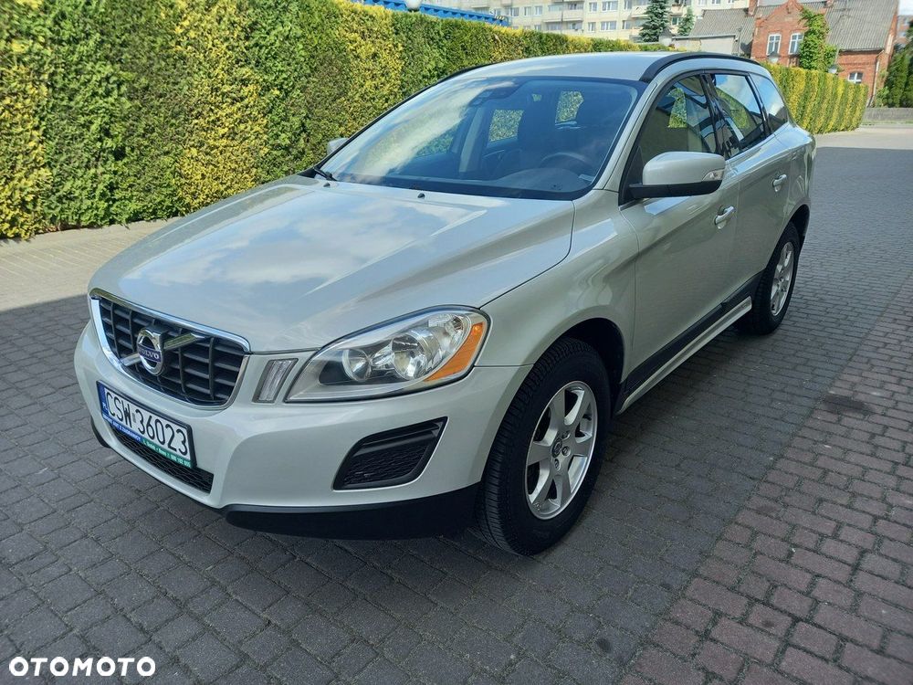 Volvo XC 60 DRIVe Momentum - 11