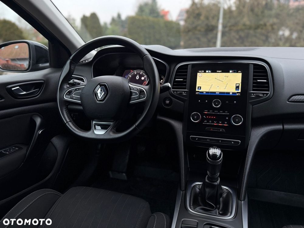 Renault Megane TCe 140 GPF INTENS - 19