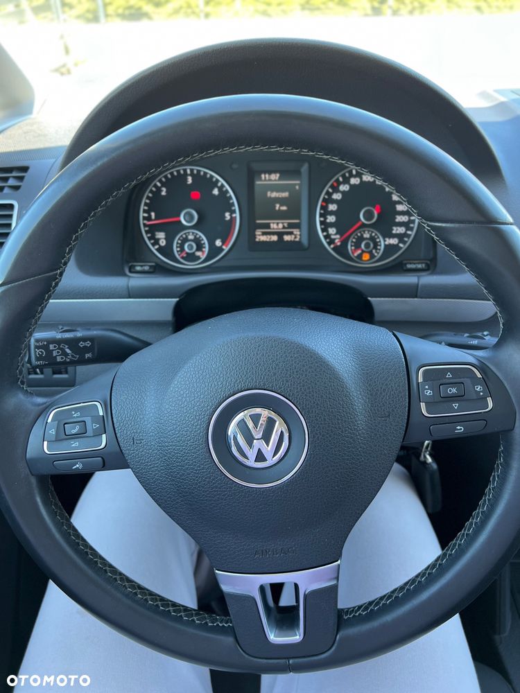 Volkswagen Touran 2.0 TDI DPF Life - 21