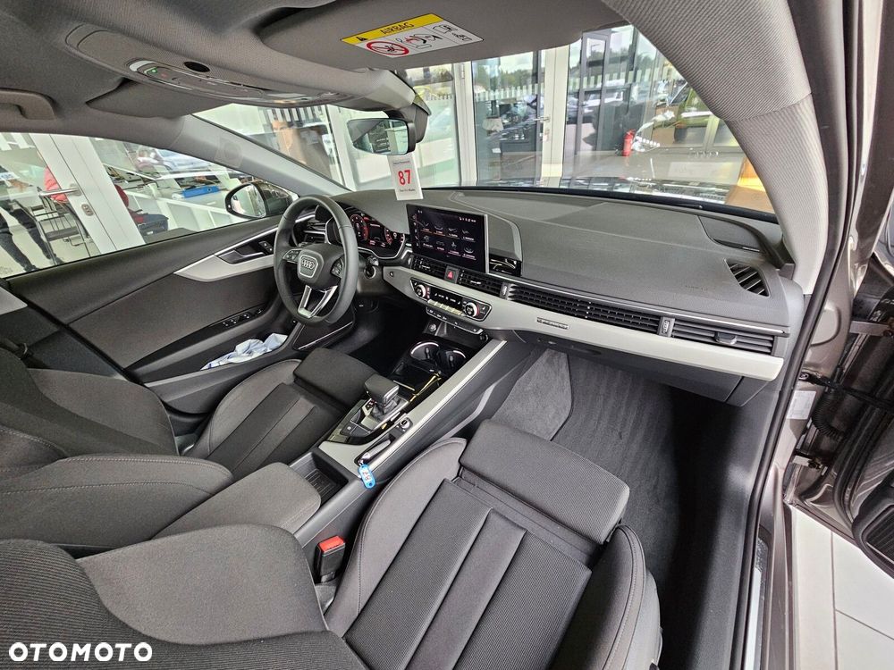 Audi A4 Avant 40 TDI mHEV Quattro Advanced S tronic - 37