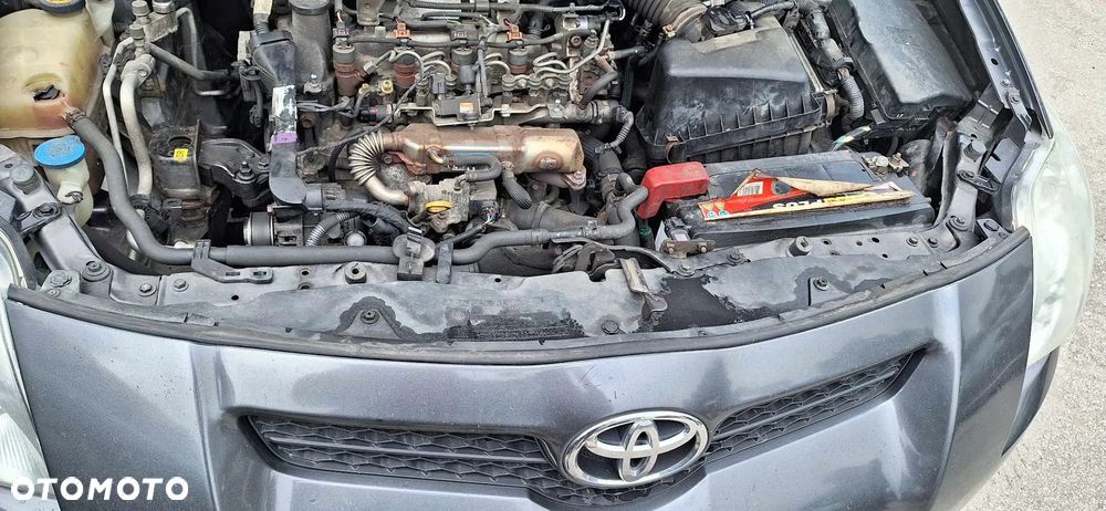 Toyota auris I 1,4 d4d 90km wentylator chłodnic - 1