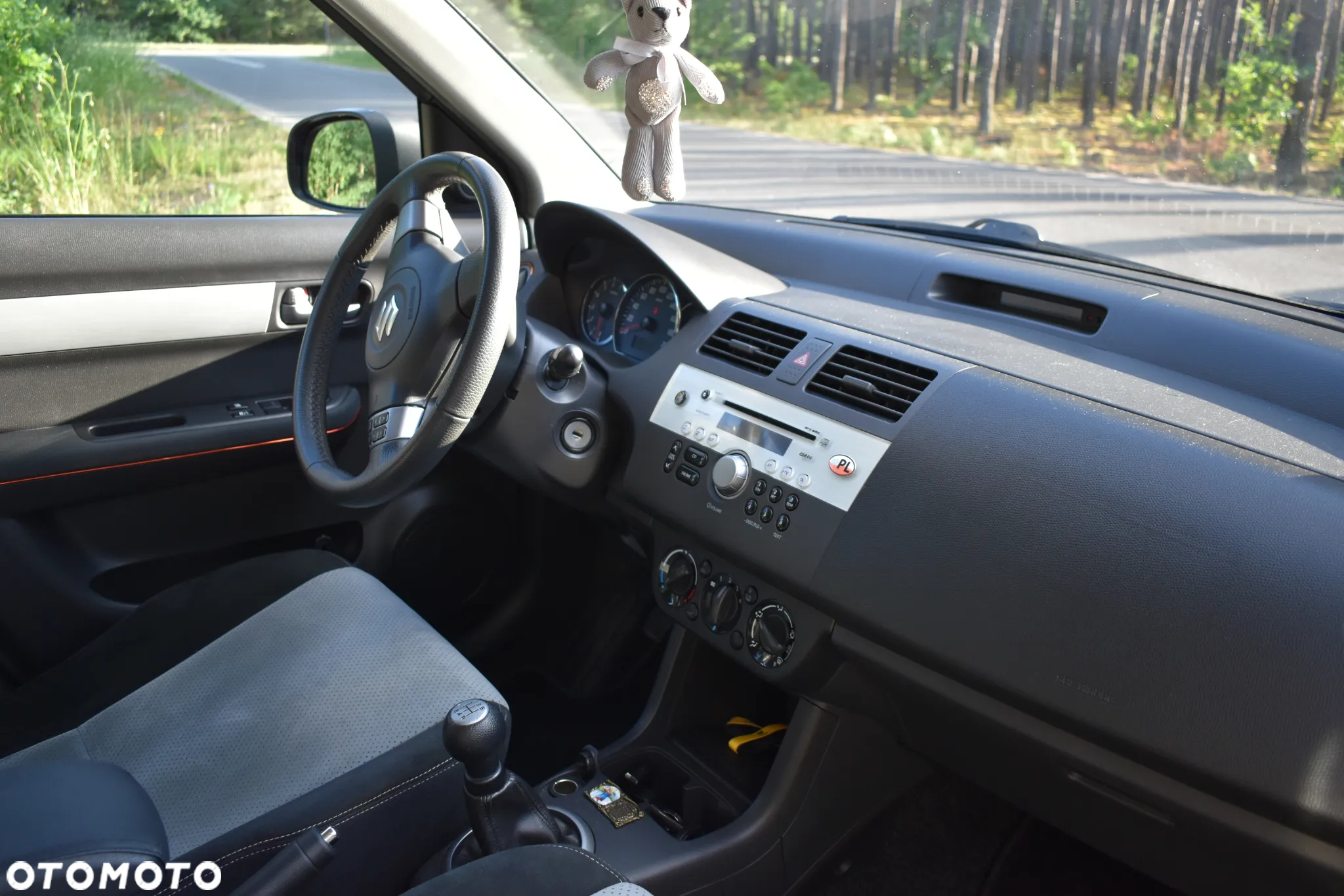 Suzuki Swift - 9