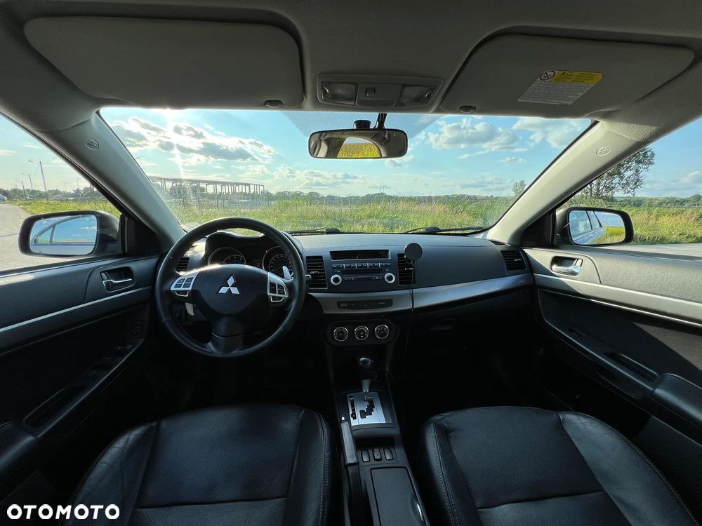Mitsubishi Lancer 1.8 Instyle CVT - 14