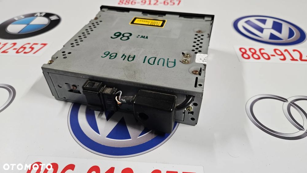 Audi A4 B6 Zmieniarka CD 8E0035111C - 4